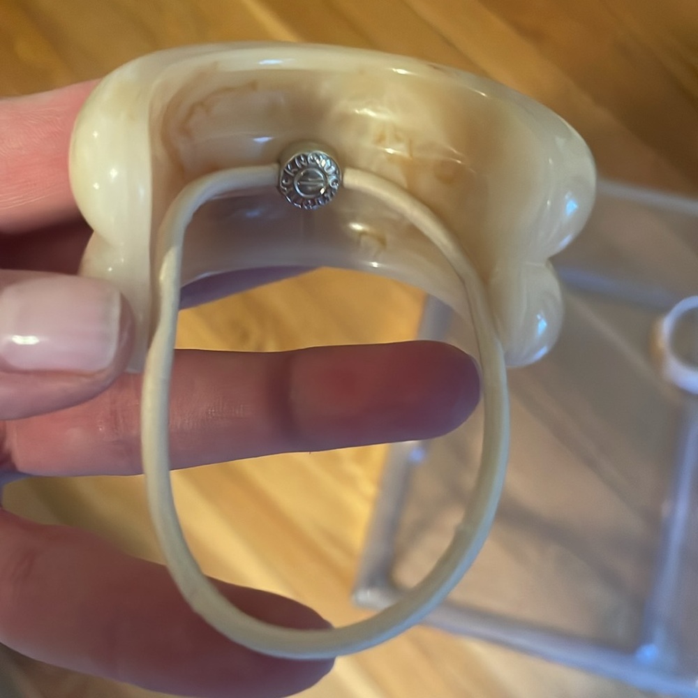 Resin Hair Elastic - Picture 2 of 4